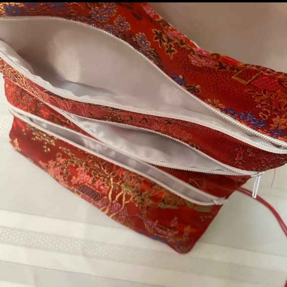 Jewelry Wallet / Travel  Storage- 3 zippered compartments - Picture 6 of 8